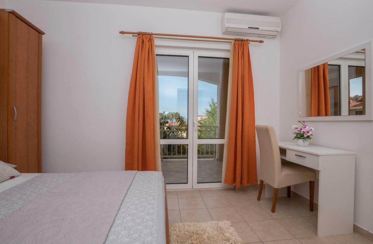 Villa Ivka Tučepi Esterno foto